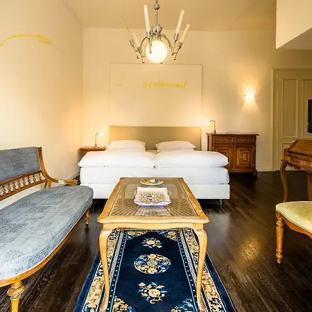 Tivoli Hotel 4*